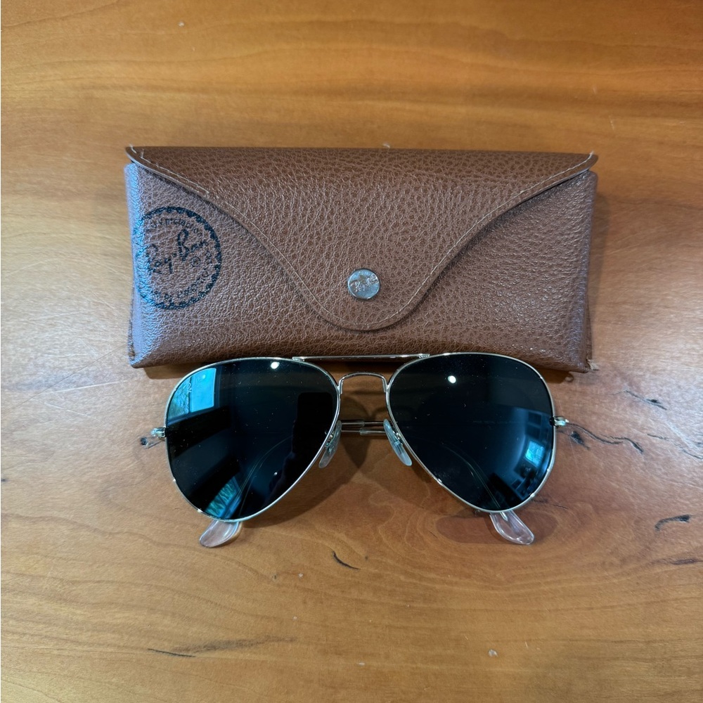 Ray-Ban Classic Aviator Sunglasses